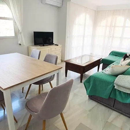 Thalassa Apartment *